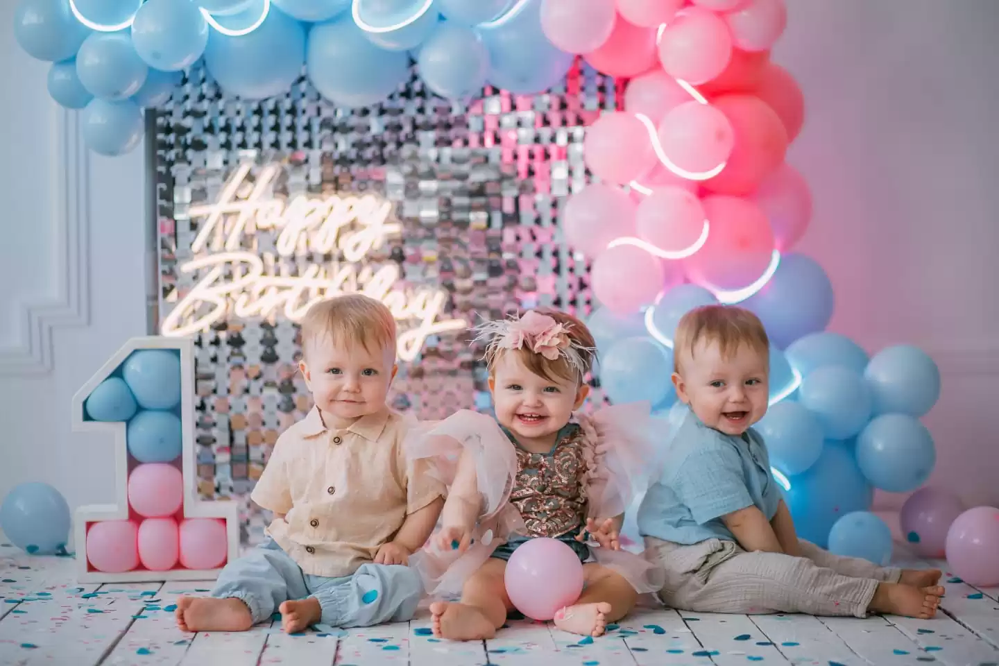 Вот нам уже и годик!