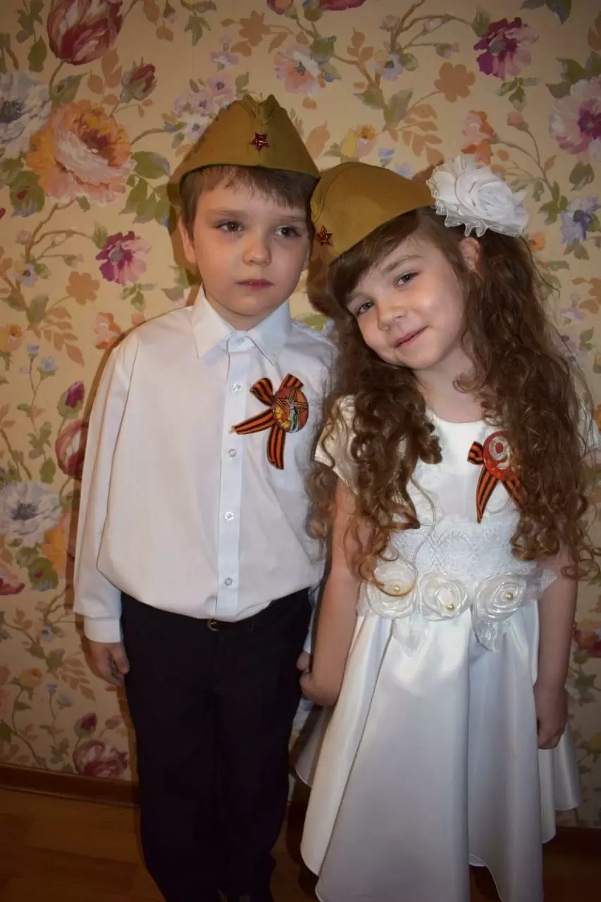 Наши двойняшки Тимофей и Виталия участвуют в конкурсе «Спасибо за Победу!»