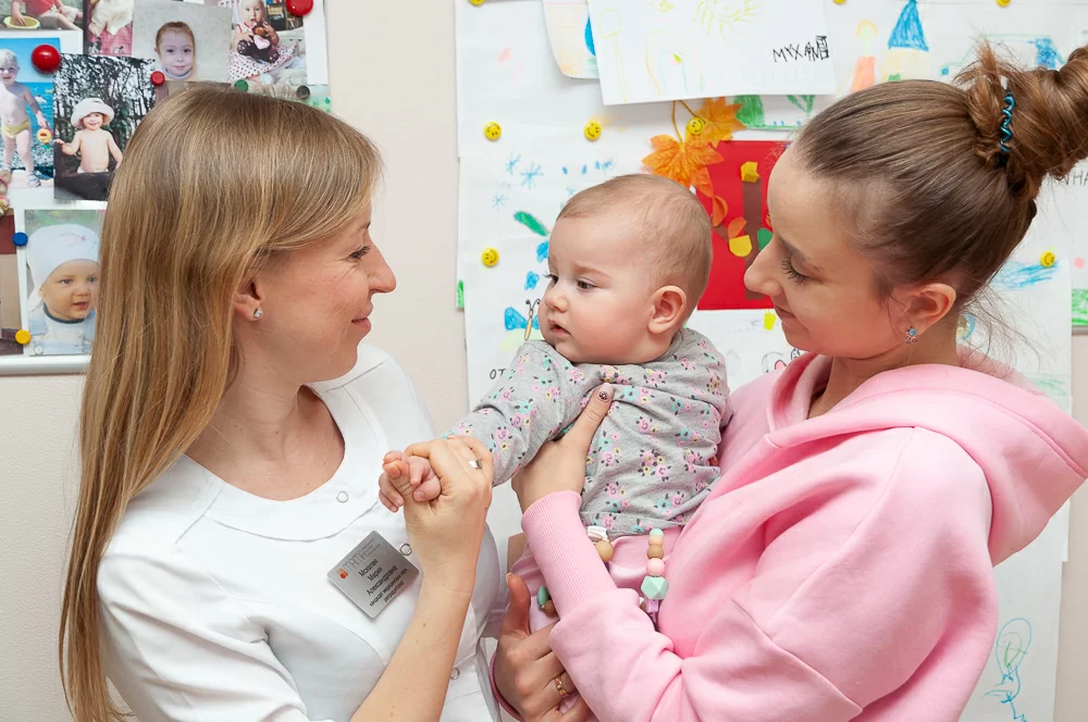 Маленькая Валерия в гостях Клиники МАМА.