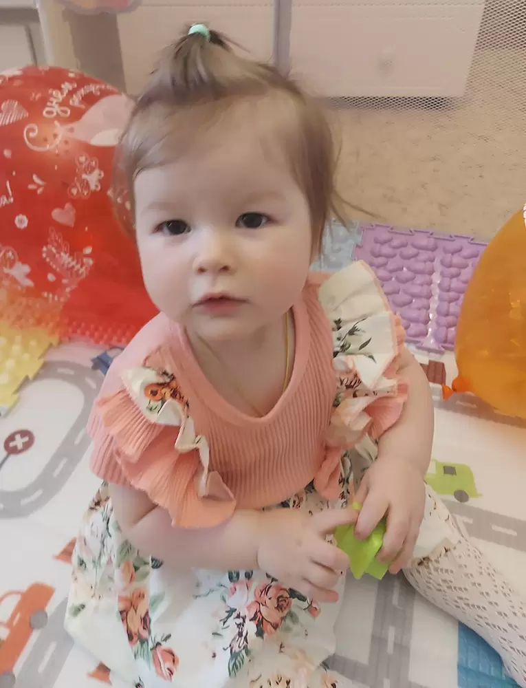 Дочурке вот уже и годик!