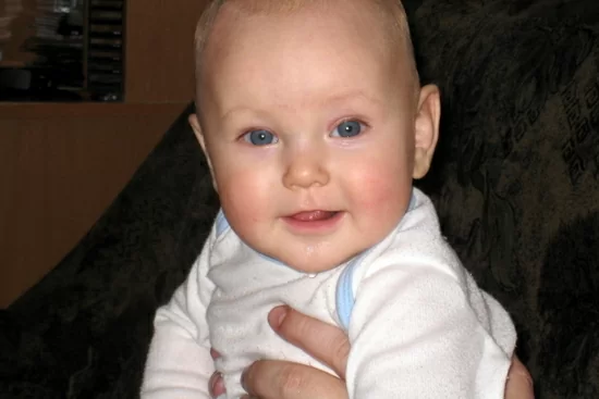 Самый ценный подарок к Новому году: история малыша Дениски!