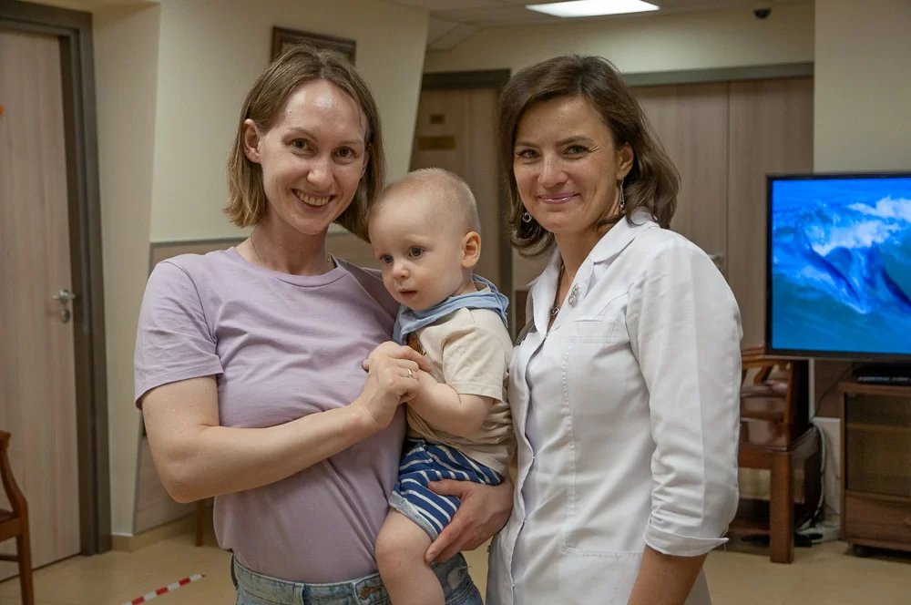 Михаил с мамой в гостях у Юлии Михайловны Коссович