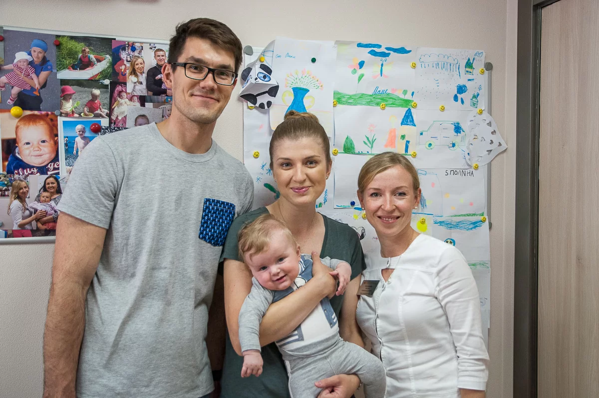 Адам в гостях