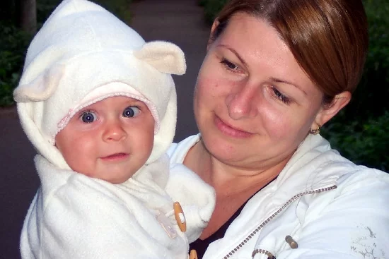 У нас родилась дочка Оля <nobr>8-го</nobr> февраля
