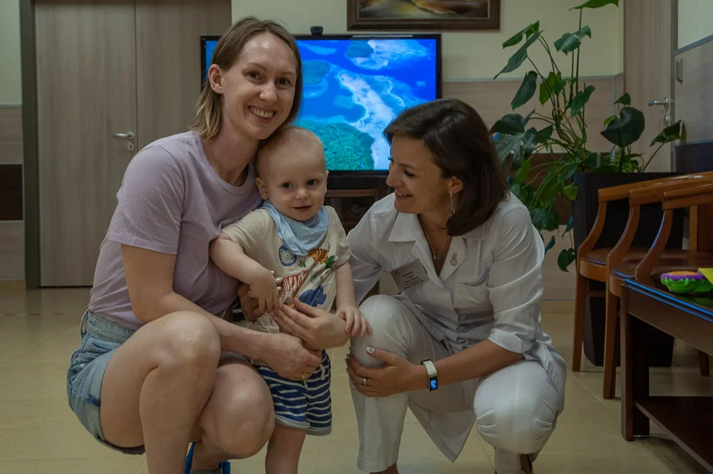 Михаил с мамой в гостях у Юлии Михайловны Коссович