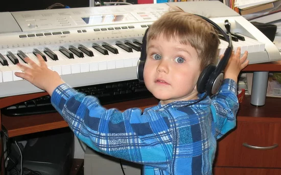 Мы растем, нам уже 3 года 9 месяцев
