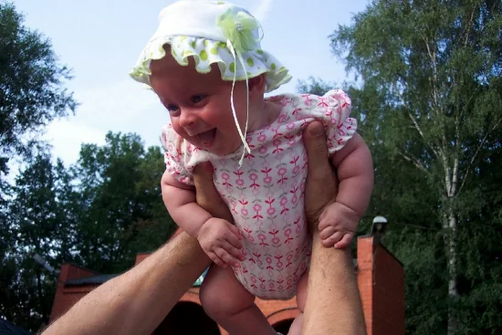 У нас родилась дочка Оля <nobr>8-го</nobr> февраля
