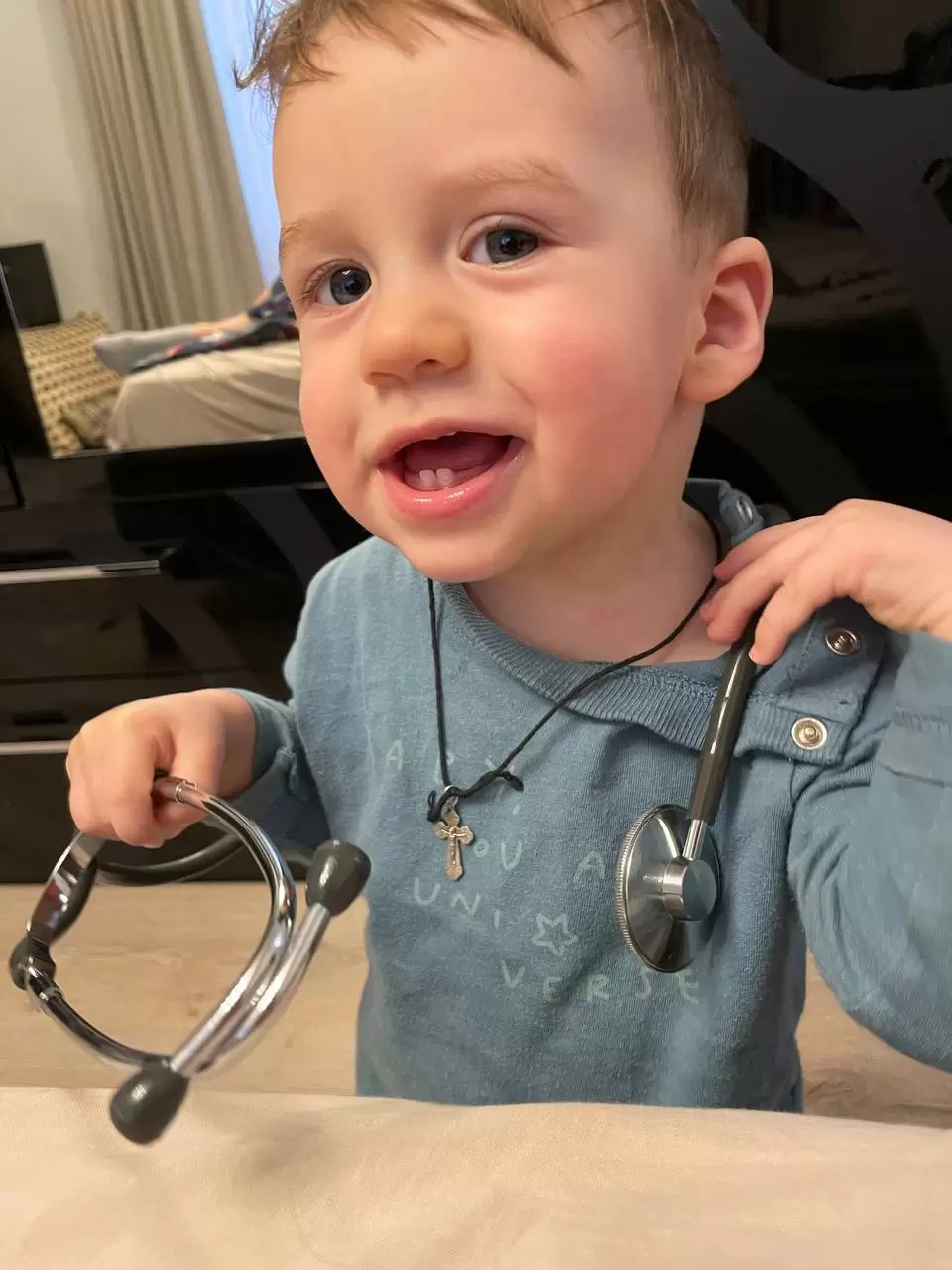 Мы с половиной вашего коллектива трудились!