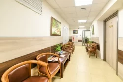 Холл второго этажа Клиники МАМА