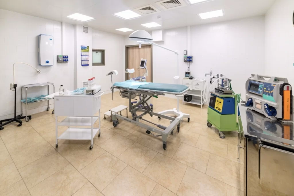 Большая операционная Клиники МАМА